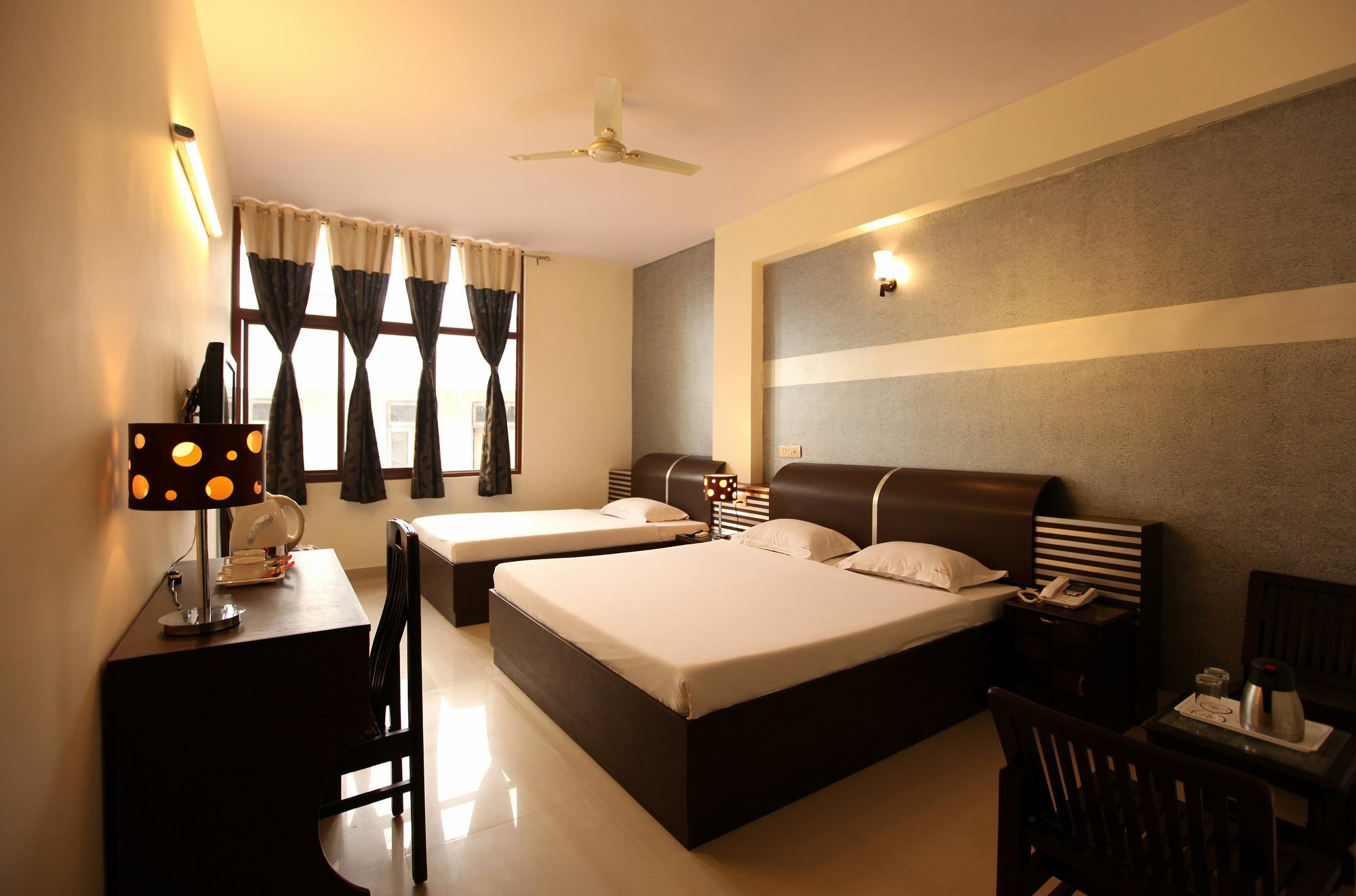 Hotel Airport City New Delhi Exteriör bild